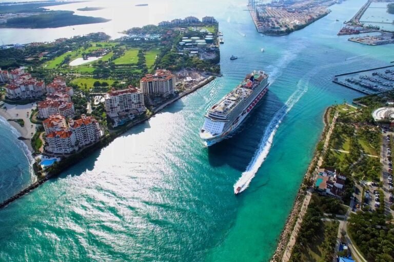 5 Reasons Why Travelers Are Taking Cruises In Record Numbers This Year