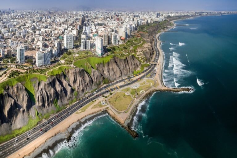 Americans Can Now Fly Nonstop To Stunning Latin American City From 9 U.S. Airports