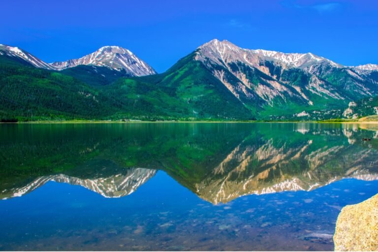 Move Over Aspen! This Gorgeous Lake Town Named Colorado’s Most Affordable Getaway