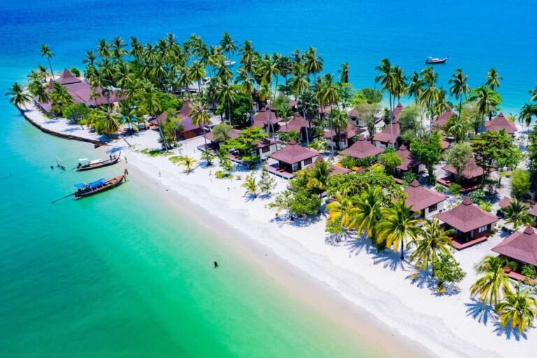 Top 3 Beach Destinations Where Digital Nomads Can Live On Less Than $2,000 A Month