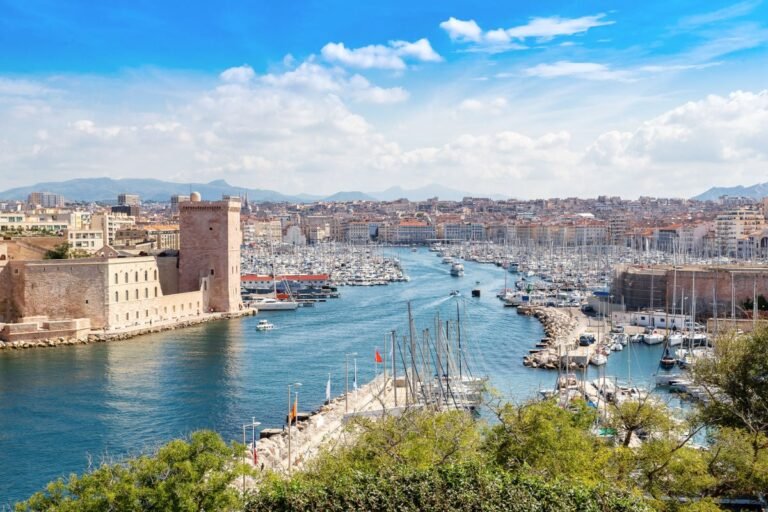 Fall Is The Perfect Time To Visit This Vibrant Beach City In France