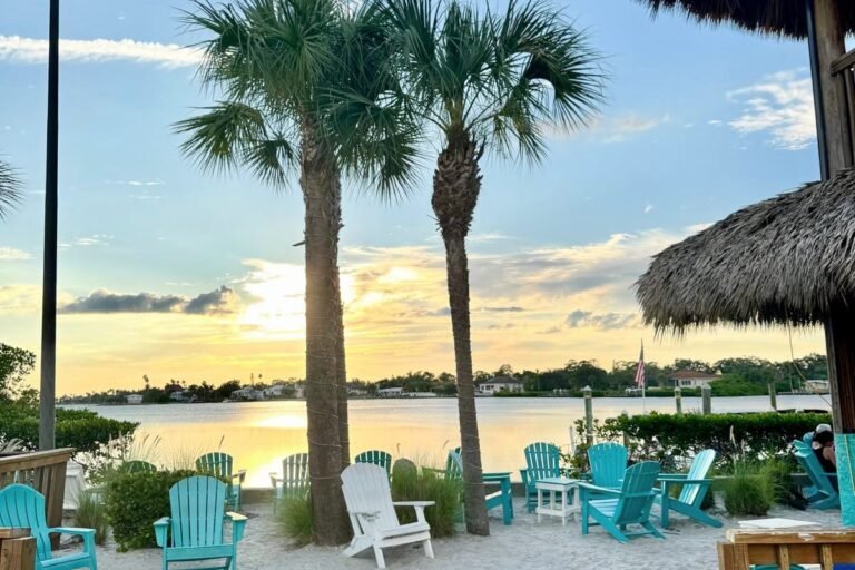 These 4 Southern Beach Towns Have No Crowds & Still Feel Like Summer