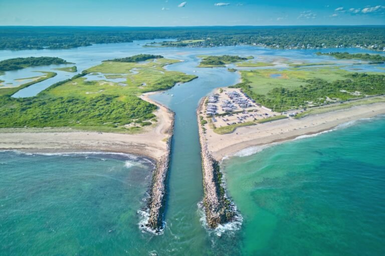 These 4 Surprising U.S. Beach Towns Named Must-Visit Summer Destinations
