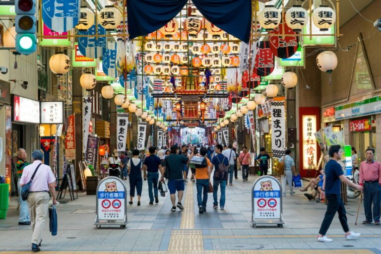 United To Launch First-Ever Nonstop Flight To This Astounding Asian City