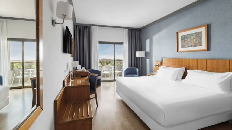Elba Vecindario Aeropuerto Business & Convention Hotel, Santa Lucia | Travel With Urvi